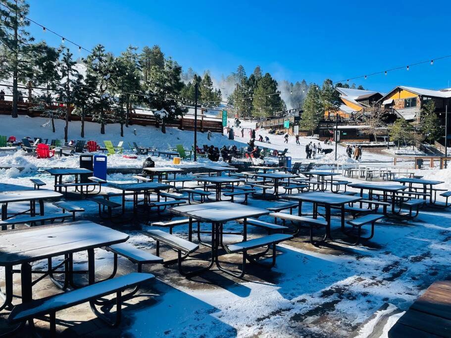 Sled-Ski Lakeside Village Cabin - Spa - Bbq - Firepit - Loft - Games 大熊湖 外观 照片