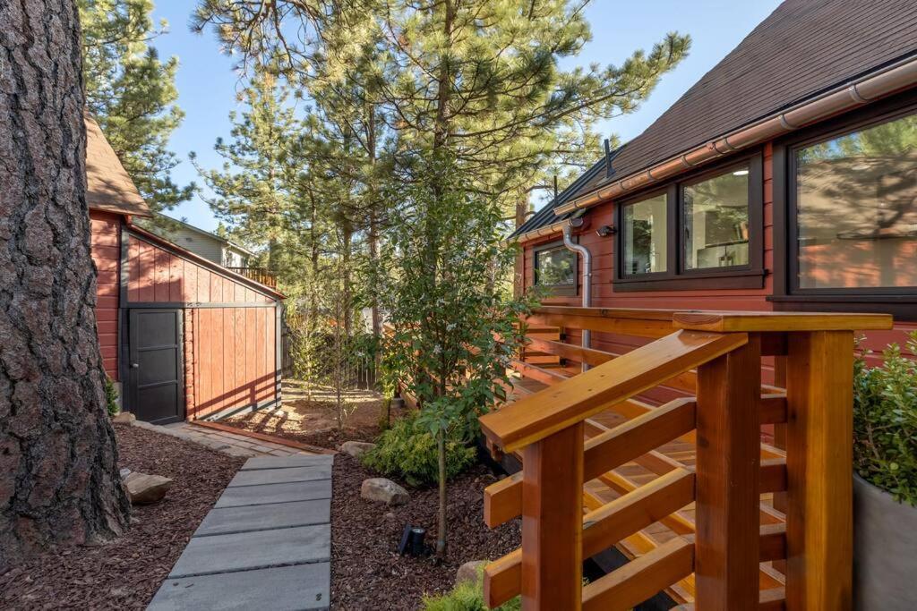 Sled-Ski Lakeside Village Cabin - Spa - Bbq - Firepit - Loft - Games 大熊湖 外观 照片