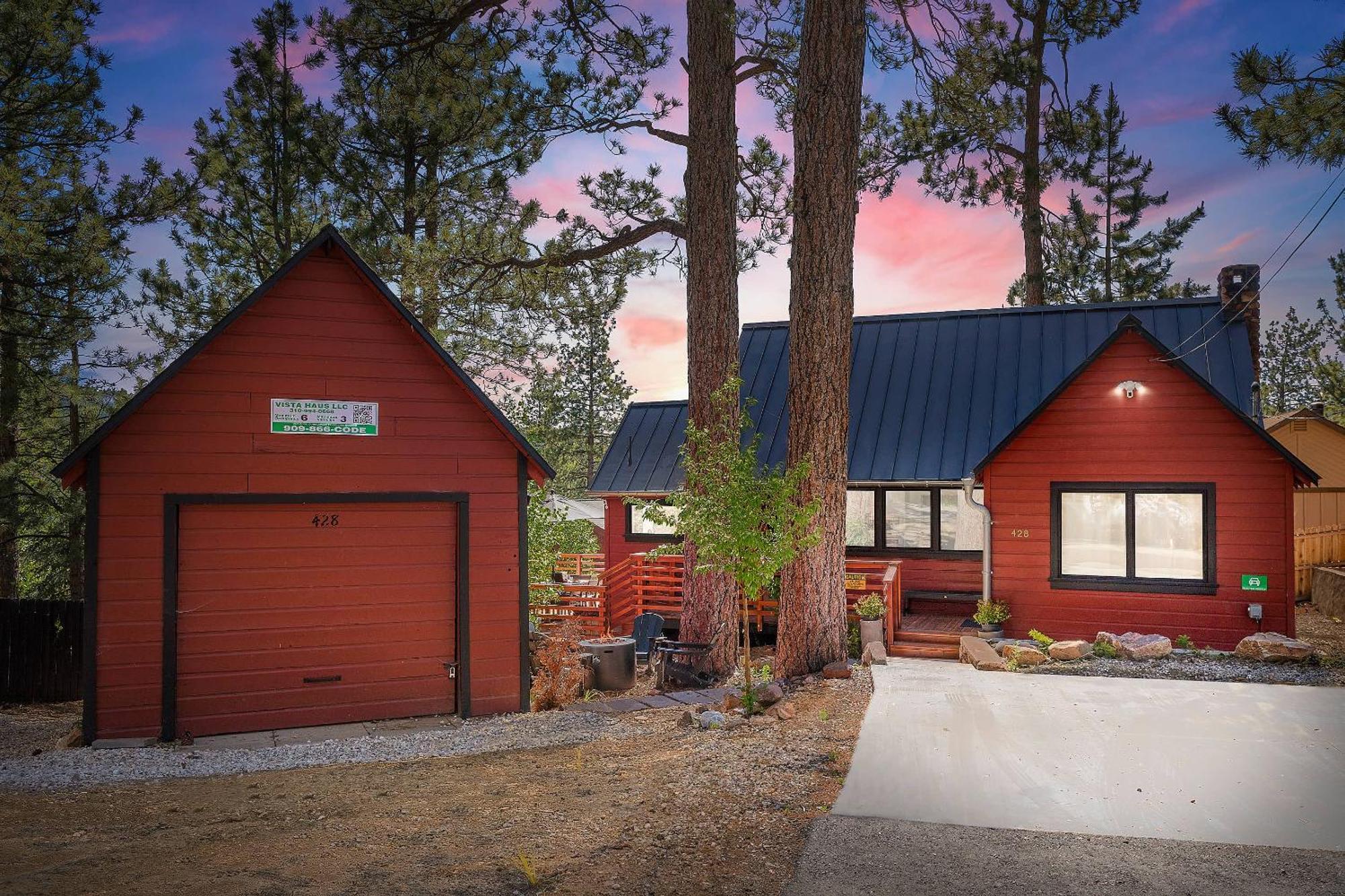 Sled-Ski Lakeside Village Cabin - Spa - Bbq - Firepit - Loft - Games 大熊湖 外观 照片