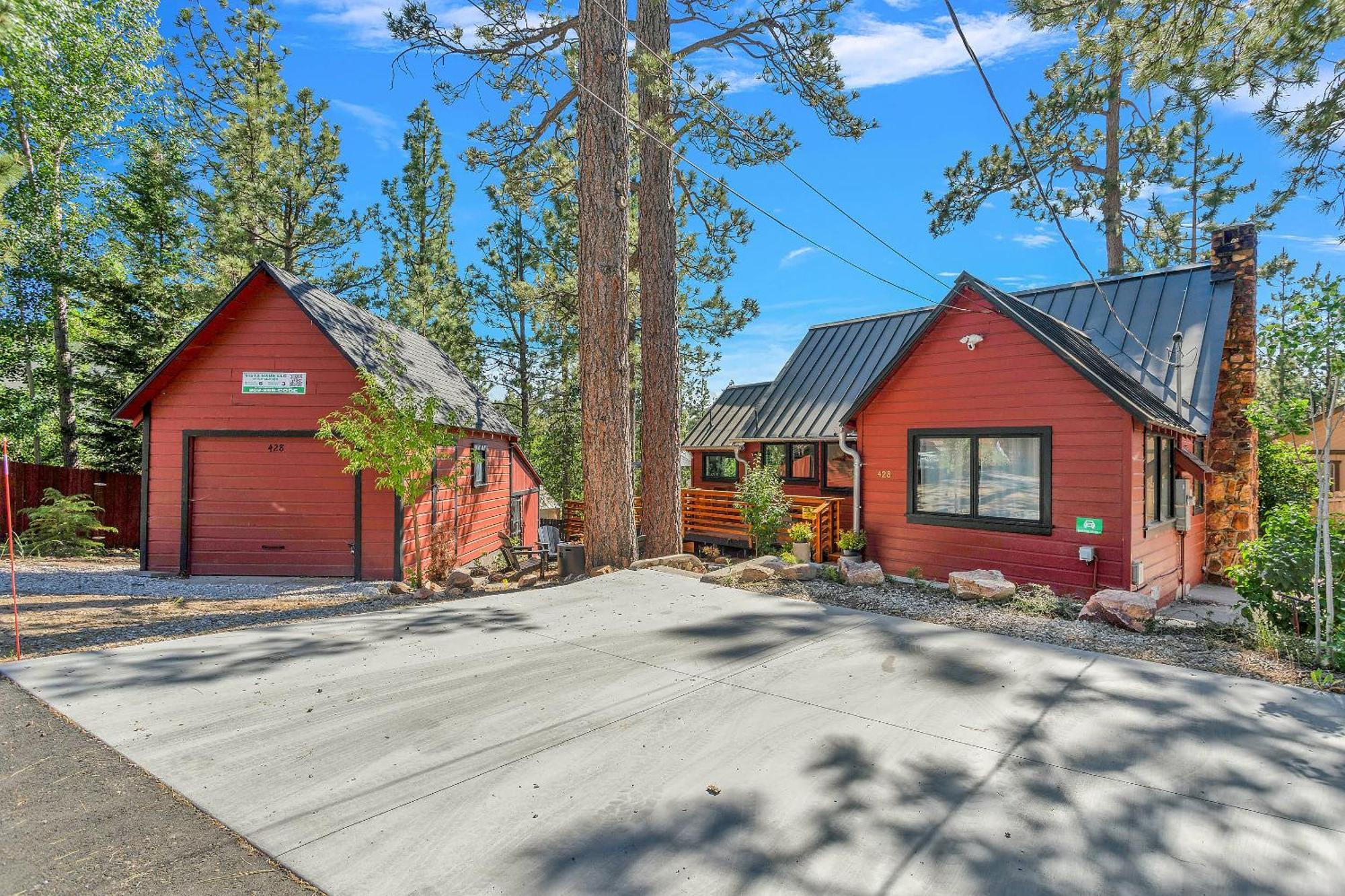 Sled-Ski Lakeside Village Cabin - Spa - Bbq - Firepit - Loft - Games 大熊湖 外观 照片