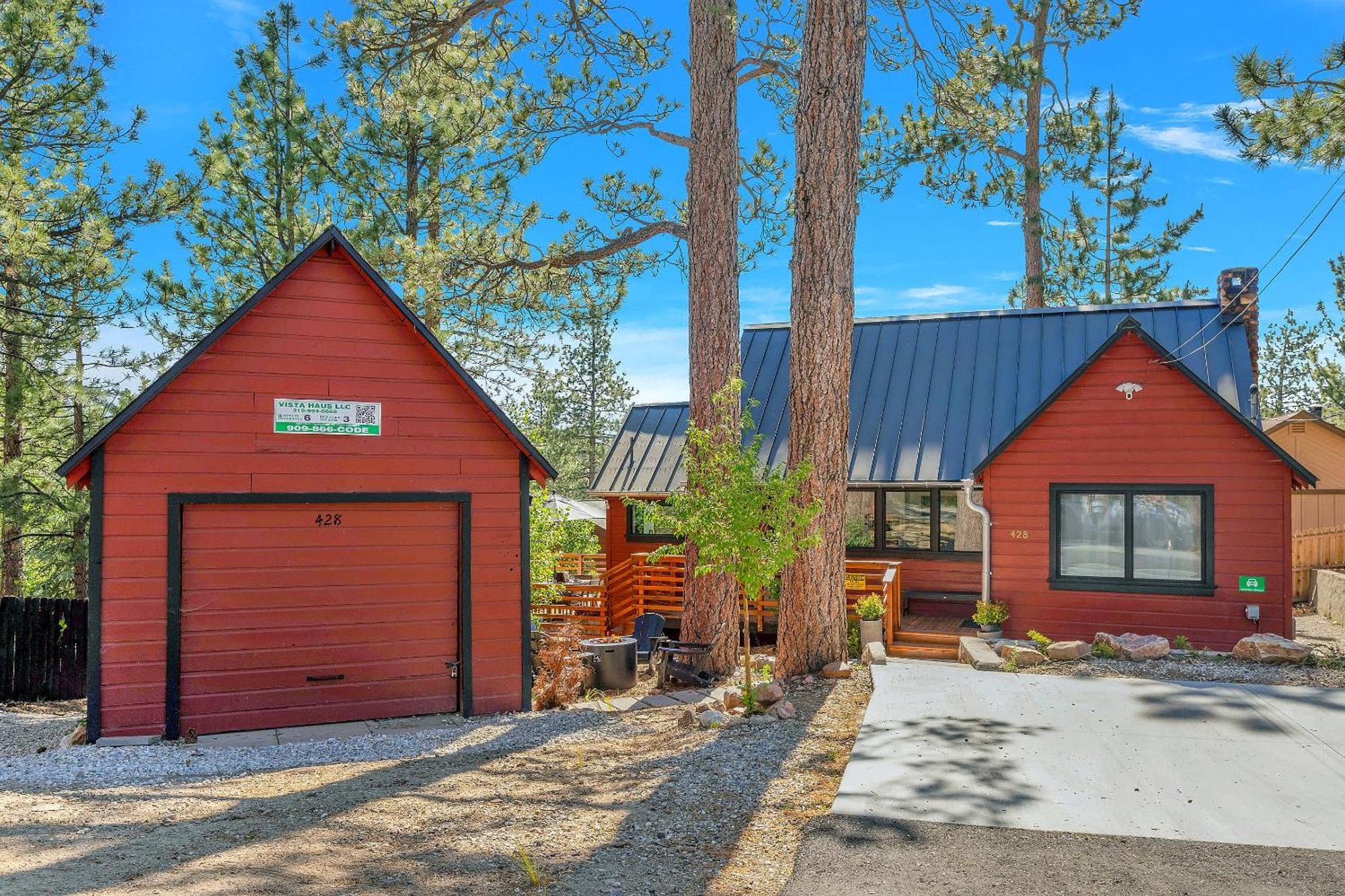 Sled-Ski Lakeside Village Cabin - Spa - Bbq - Firepit - Loft - Games 大熊湖 外观 照片